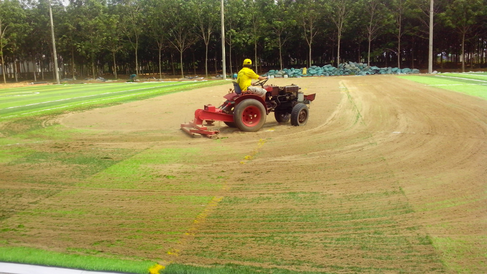 Thi công lắp đặt sân bóng đá tại trà vinh