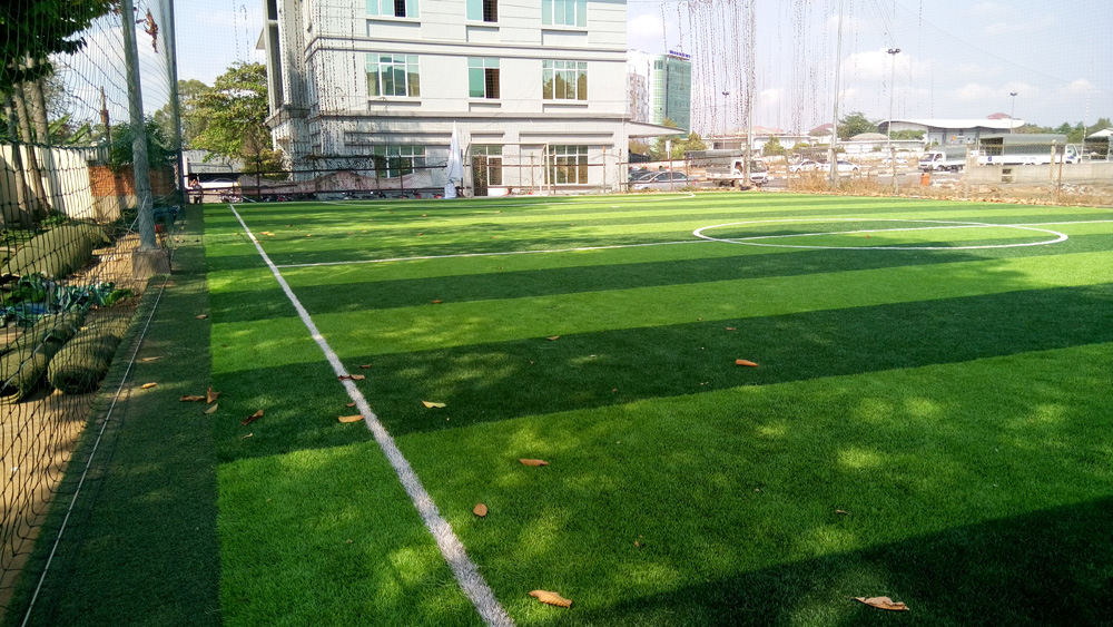 Thi công lắp đặt sân bóng đá tại trà vinh