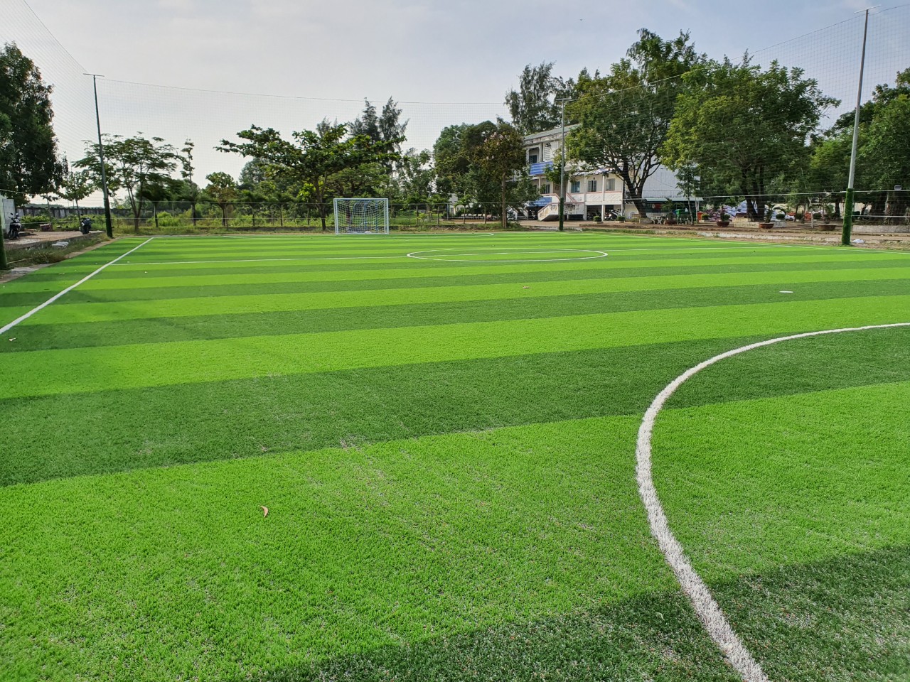 Thi công sân bóng đá 5 người tại Ba Hòn Kiên Giang